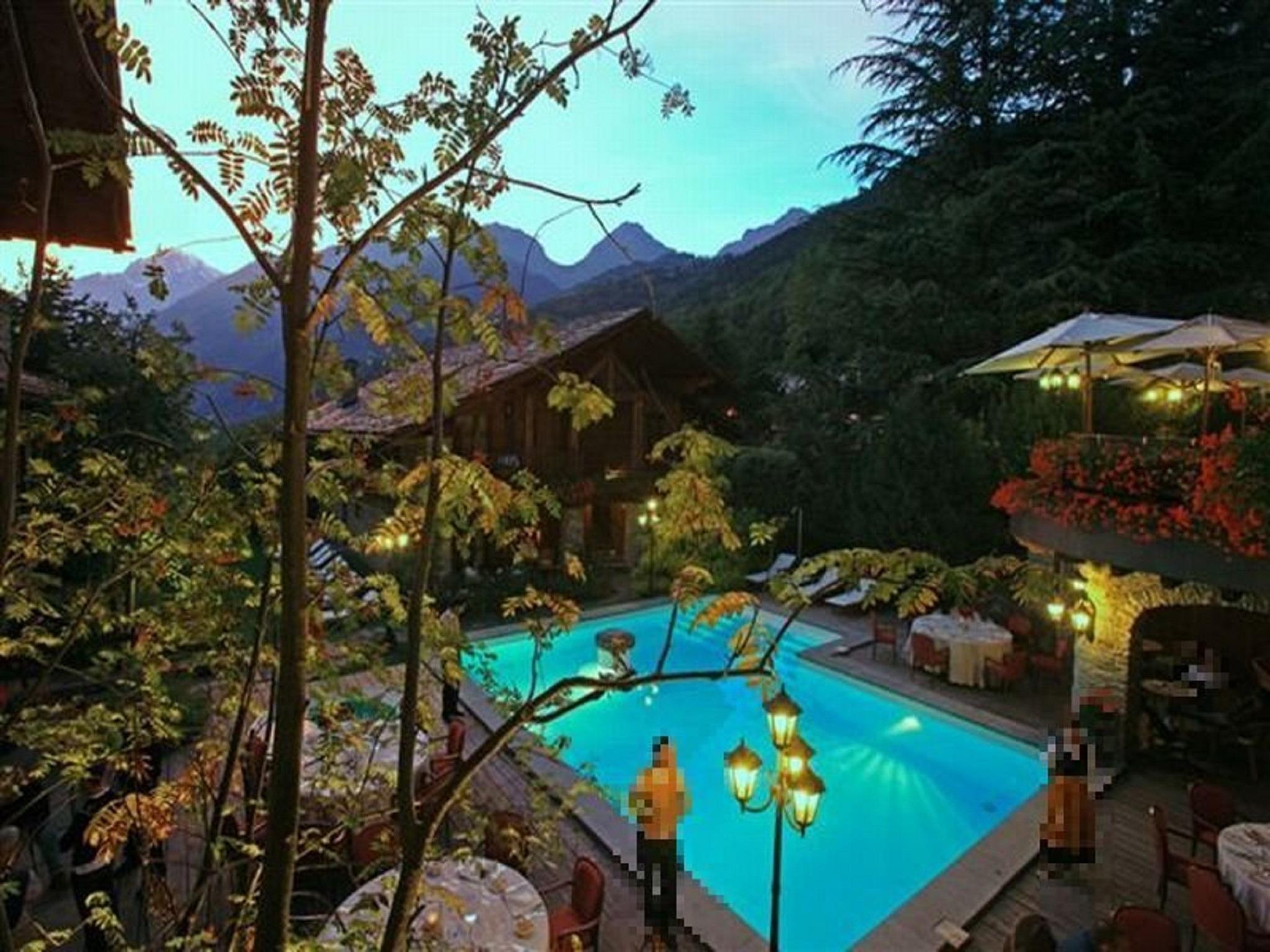 Hotel Village Montana By Les Etincelles Тінь Екстер'єр фото